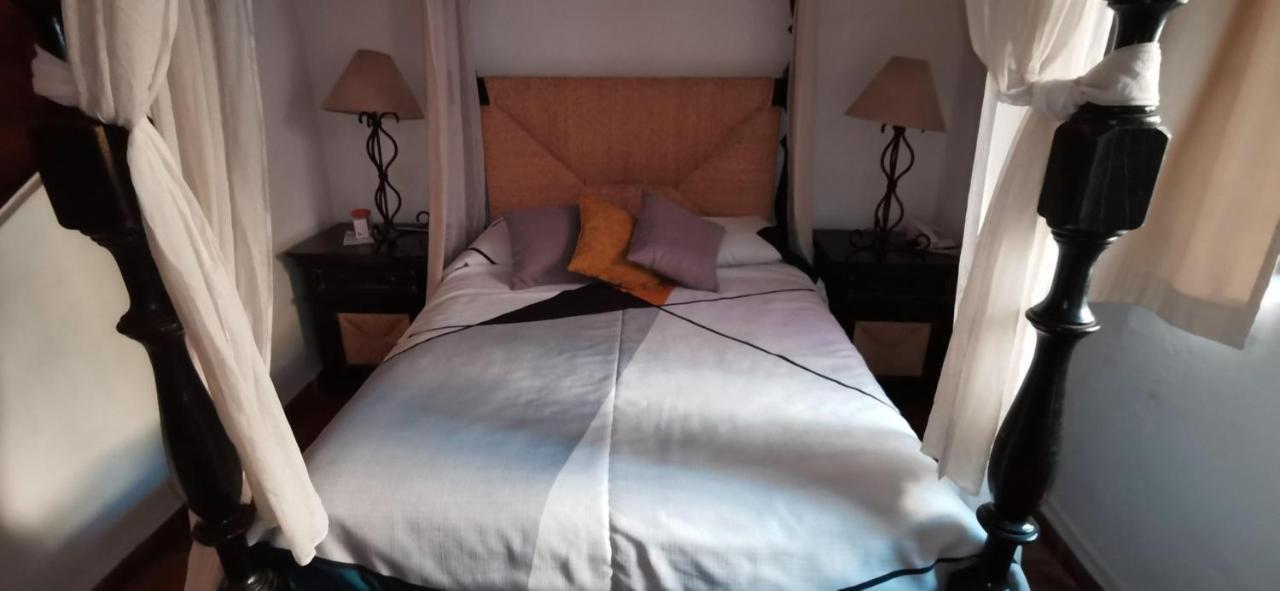 Hotel Rosa Morada Tlaquepaque Ngoại thất bức ảnh