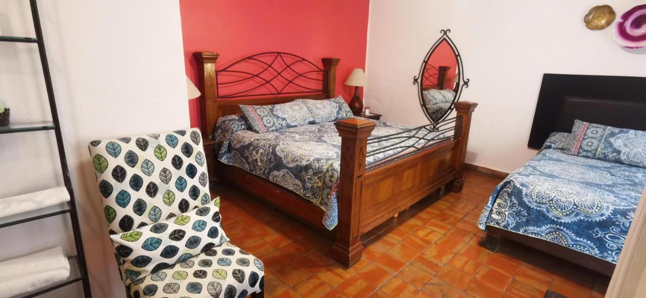 Hotel Rosa Morada Tlaquepaque Ngoại thất bức ảnh