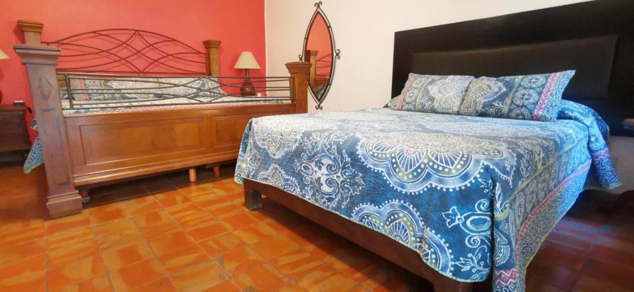 Hotel Rosa Morada Tlaquepaque Ngoại thất bức ảnh