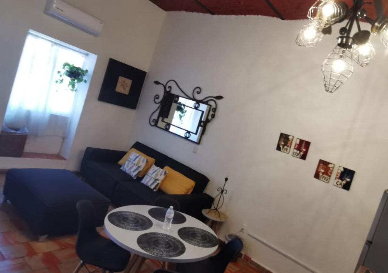 Hotel Rosa Morada Tlaquepaque Ngoại thất bức ảnh