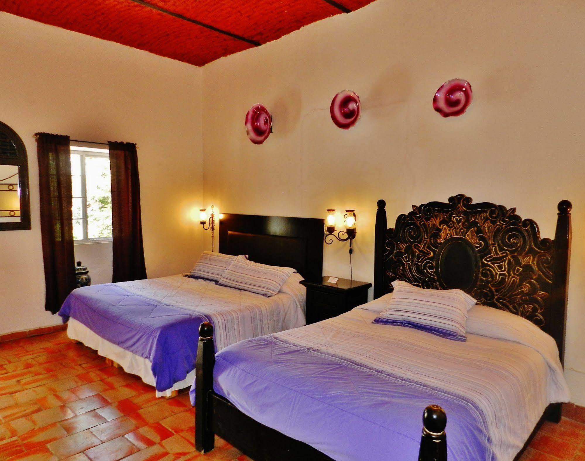 Hotel Rosa Morada Tlaquepaque Ngoại thất bức ảnh