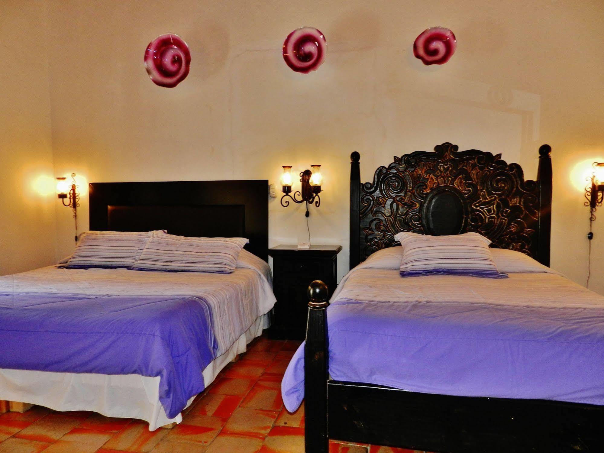 Hotel Rosa Morada Tlaquepaque Ngoại thất bức ảnh